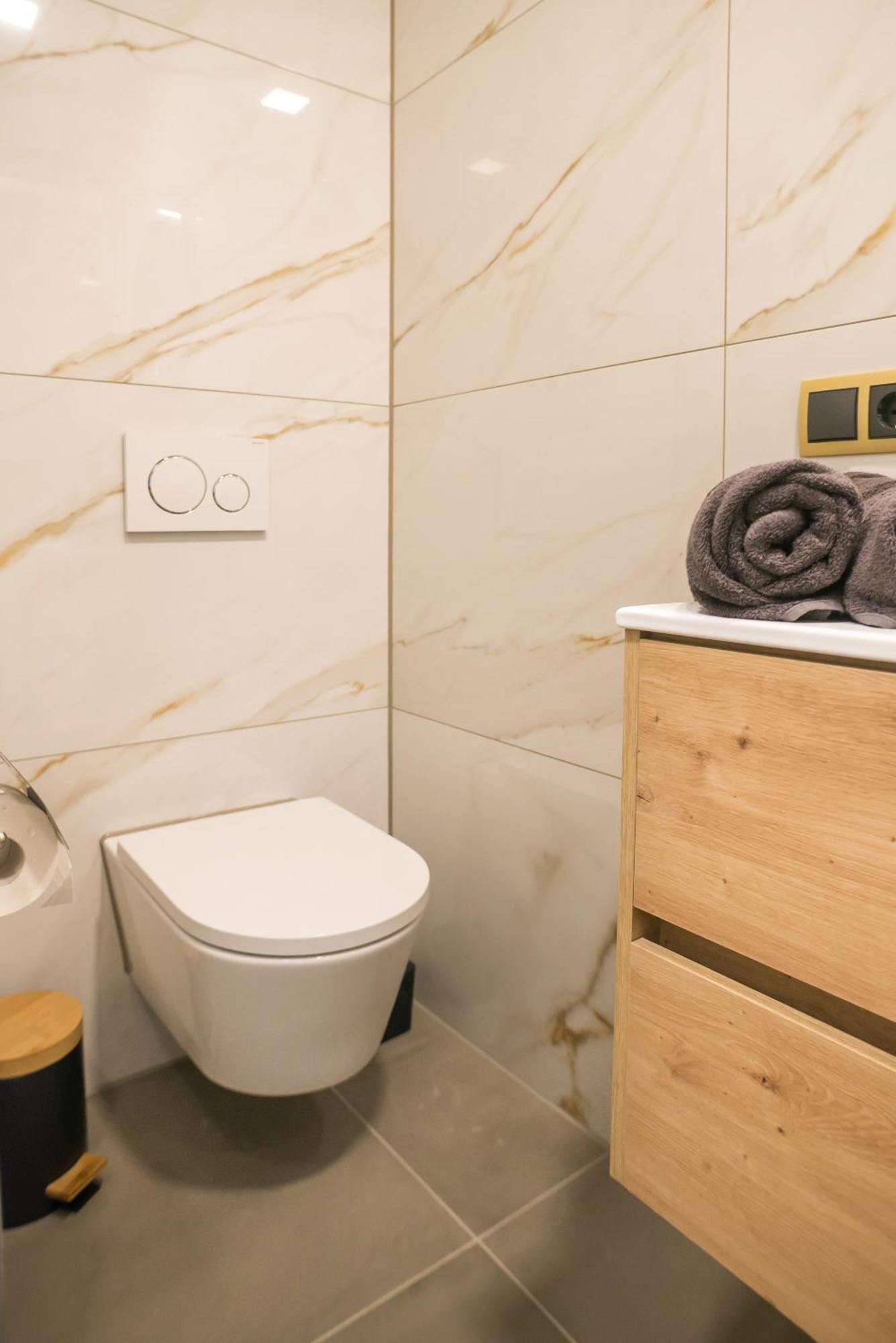Hotspot Location, Wifi, Bed En Koffie Harmony Apartment Тилбург Екстериор снимка