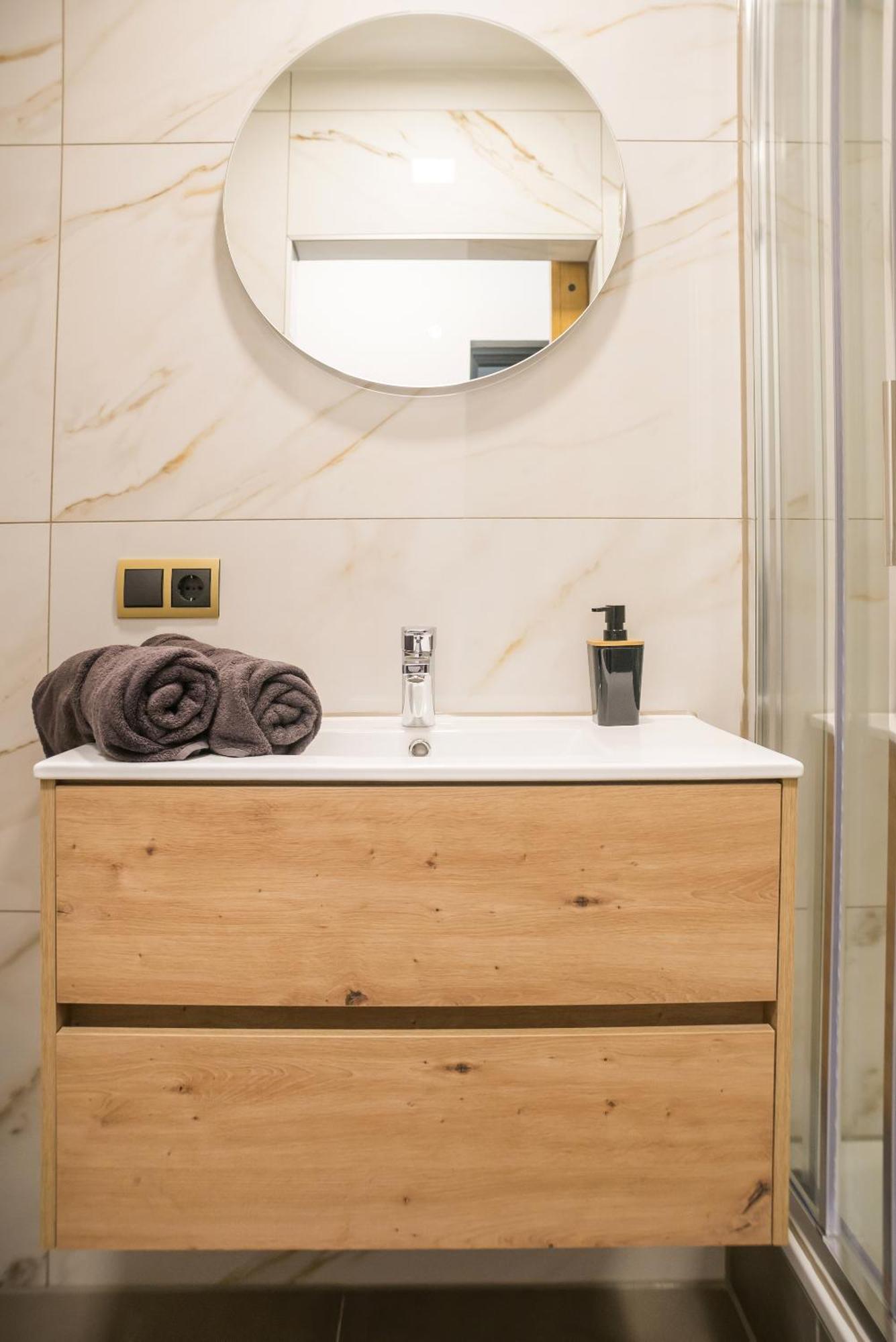 Hotspot Location, Wifi, Bed En Koffie Harmony Apartment Тилбург Екстериор снимка