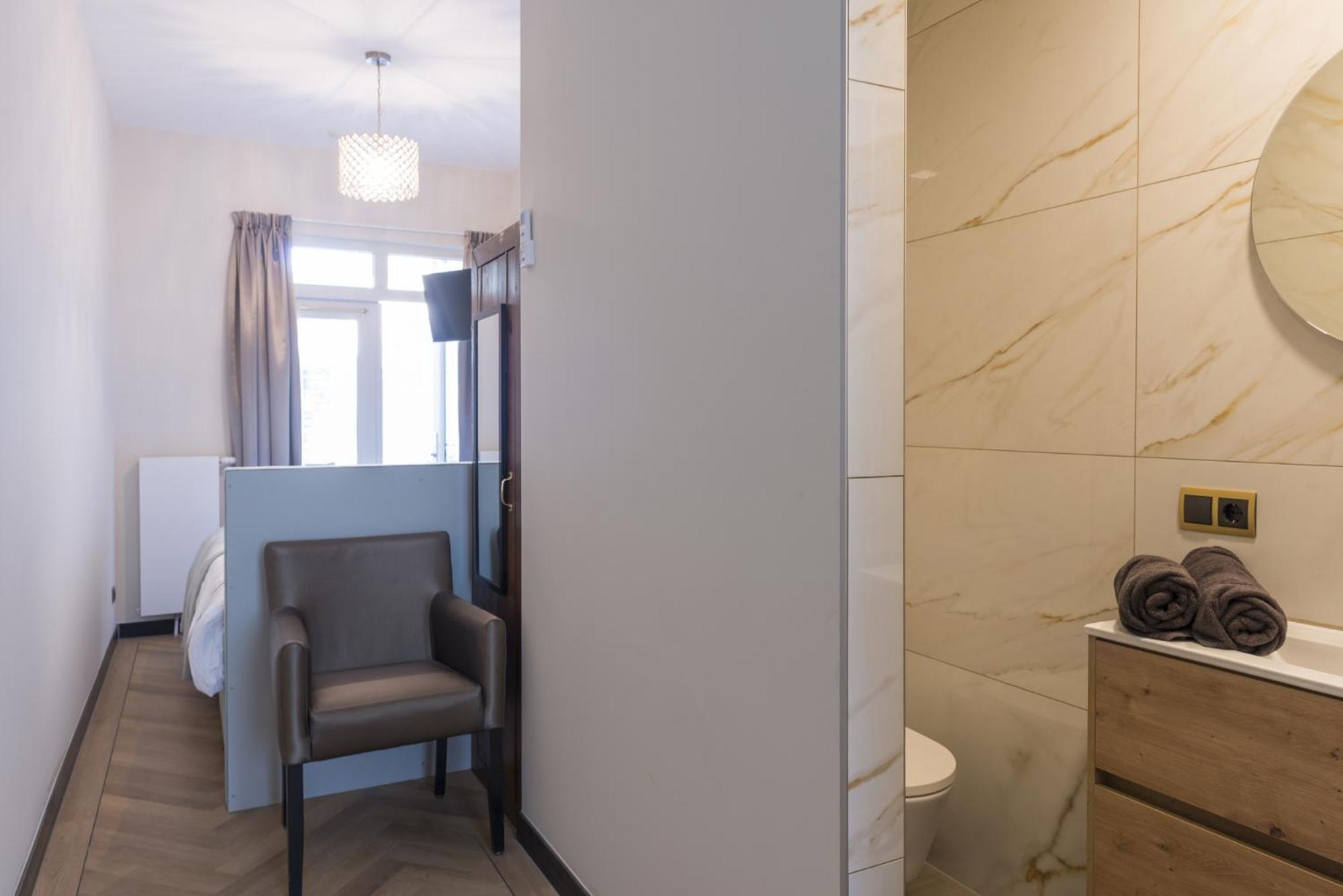 Hotspot Location, Wifi, Bed En Koffie Harmony Apartment Тилбург Екстериор снимка